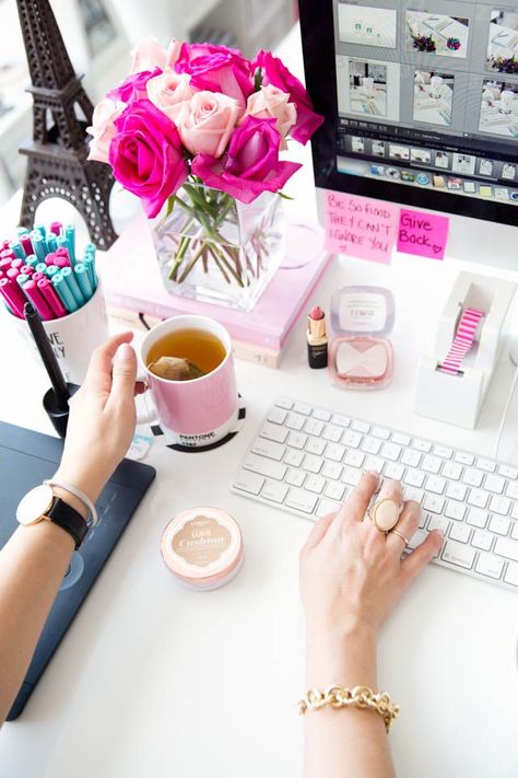 It's been a while since I've done a Life In Photos, lots of fun details and pretty images to share with you all today! Above, one of my favourite shots from my collaboration with L'oreal Lumi Cushion New Food Trends, Frosé, Desk Goals, Desk Inspiration, Dream Office, Cubicle Decor, Office Inspo, Office Desk Decor, Blogger Tips