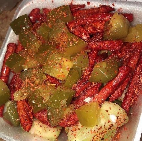 Takis, pickles, cucumbers and tajin seasoning Cheetos Recipe, Pickles Cucumbers, Tajin Seasoning, Hot Chips, Mexican Snacks, Hot Chip, Food Addict, Junk Food Snacks, Spicy Snacks