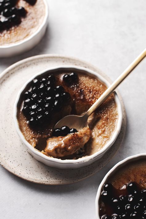 Creme Brulee Recipe, Baked Custard, Brulee Recipe, Baking Stuff, Brown Sugar Syrup, Tapioca Pearls, Spring Desserts, Caramelized Sugar, Sugar Syrup