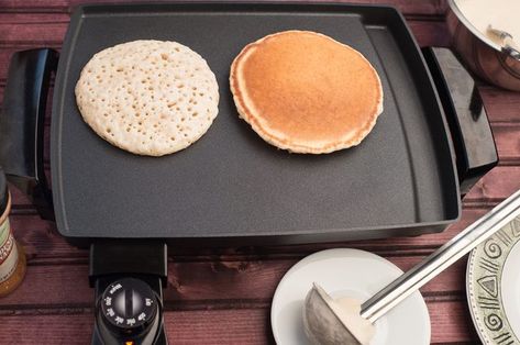 Pancakes On Griddle, Electric Griddle Recipes, Griddle Pancakes, Griddle Ideas, Cooking Pancakes, Griddle Cooking Recipes, Electric Skillet Recipes, Pancake Griddle, Swedish Pancakes