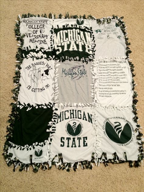 I made this blanket with my old MSU T shirts. It's all tied together so there was no sewing. Go Green! School Shirt Blanket, T Shirt Tie Blanket, Blanket Out Of Old Shirts, Things To Do With Old T Shirts, Old T Shirts Repurpose, Tie Blanket Ideas, T Shirt Crafts, Repurposed Shirts, Sew T Shirt