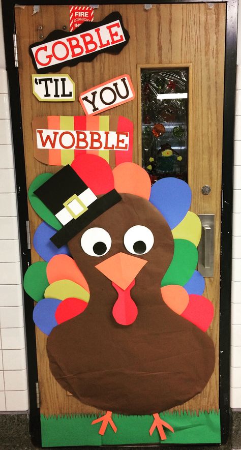 Turkey classroom door for Thanksgiving Thanksgiving Door Decorations Classroom, Thanksgiving Classroom Door, Winter Classroom Door, Fall Classroom Door, Thanksgiving Door Decorations, Classroom Door Decorations, Preschool Door, Thanksgiving School, Thanksgiving Classroom