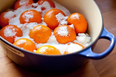 Candied Clementines | VeganYumYum Leftover Oranges, Candied Clementines, Clementine Recipes, Fruit Wash, Candied Oranges, Glace Fruit, Candied Orange Slices, Candied Fruits, Candied Orange