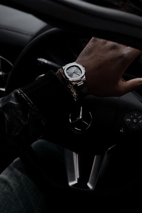 Men Luxury Lifestyle, Successful Man, Mens Luxury Lifestyle, Gentleman Aesthetic, Trendy Watches, Successful Men, Fashion Suits For Men, Luxury Aesthetic, Photography Poses For Men