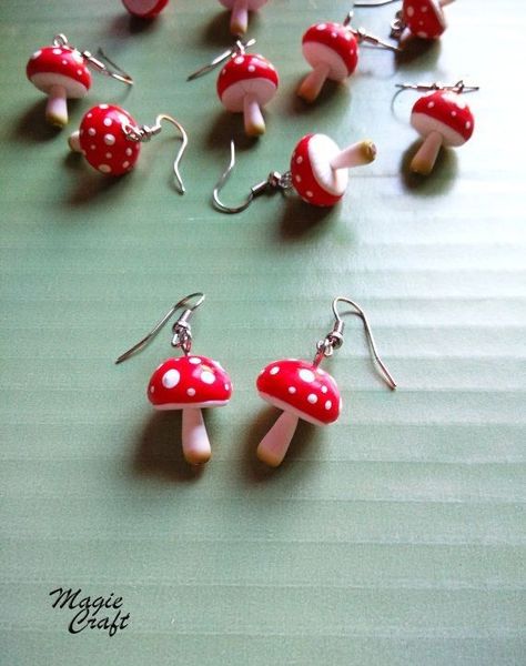 Polymer Clay Mushrooms, Clay Mushrooms, Earrings Mushroom, Toadstool Mushroom, Weird Jewelry, Mushroom Earrings, Earrings Ideas, Quirky Earrings, Indie Jewelry