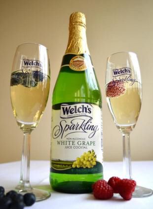 Welches Sparkling Juice, Sparkling Juice Non Alcoholic, Picnic Core, Peach Bellini Cocktail, Sparkling Grape Juice, Sparkling Juice, Light Sauce, Sweet 16 Themes, Cocktail Hour Wedding