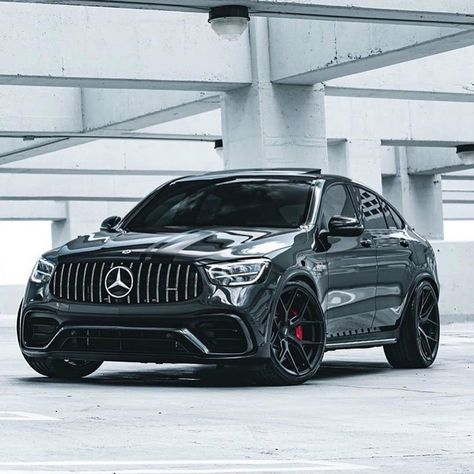 Mercedes-Benz BRABUS Fans on Instagram: “Mercedes AMG GLC63S Volume 5.5 L Power 585 LS Consumption 11.8 L Drive unit 4Wd Acceleration time 0-100 km /h 4.2 sec 📸:@amgmajestic…” Black Mercedes Suv, Mercedes Gle Suv, Gls Mercedes, Mercedes Benz Glc Coupe, Gle 63, Tata Cars, Black Mercedes, Mercedes Gle, C 63 Amg