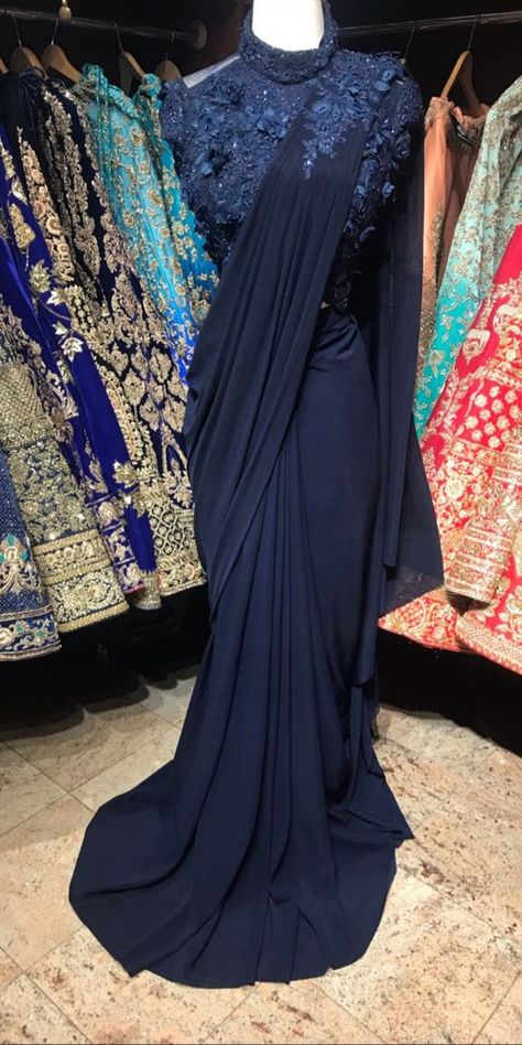 Sarees For Girls, Indian Sari Dress, Sari Design, Fancy Sarees Party Wear, Modern Saree, Sari Dress, Gaun Fashion, Indian Saree Blouses Designs, Saree Designs Party Wear