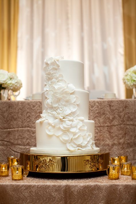 Champagne Wedding Cakes, White And Gold Wedding Cake, Pretty Wedding Cakes, 3 Tier Wedding Cakes, Edmonton Wedding, Dream Wedding Cake, Floral Wedding Cake, Classic Wedding Cake, Wedding Cake Table