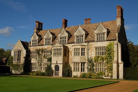 Anglesey Abbey, Lode, Cambridge. The house + grounds are owned by the National Trust. The former priory was acquired around 1600 by Thomas Hobson, who converted it to a country house for his son-in-law, Thomas Parker. In the late 18th century, the house was owned by Sir George Downing, founder of Downing College, Cambridge. British Country House, Anglesey Abbey, Woodland Activities, Visit England, British Houses, English Houses, English Architecture, English Manor Houses, British Country