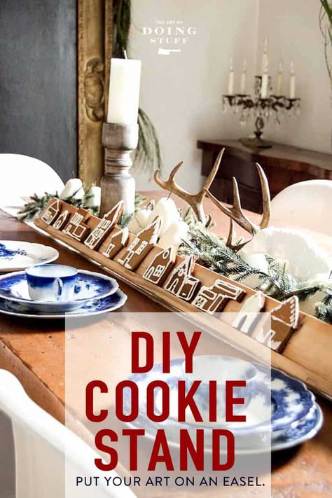 Your cookies are works of art (I mean, mine aren't, but yours probably are) so display them like they are! Make this cookie display stand in about 30 minutes. via @artofdoingstuff Diy Cookie Display Stands, Christmas Cookie Display Ideas, Cookie Stand Display, Cookie Display Stand, Craft Fair Display Table, Diy Christmas Cookies, Christmas Cookies Packaging, Cookie Display, Christmas Booth