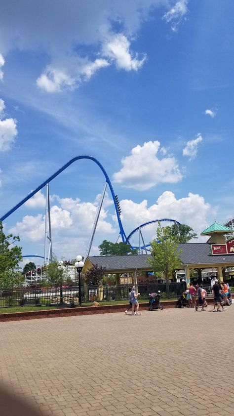 Orion and Antique Autos at King's Island in Mason, OH. Orion Kings Island, King Island, Roller Coaster Theme, Kings Island Amusement Park, Cedar Point Amusement Park, Canadas Wonderland, Bush Garden, 3 Kings, 2024 Aesthetic