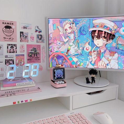 Kawaii Aesthetic Gaming Setup, Otaku Desk Setup, Cute Desk Setup Bedrooms, Aesthetic Desk Setup Anime, Anime Desk Setup Ideas, Desk Setup Kawaii, Manga Desk Setup, Gaming Pc Ideas, Kawaii Setup Gaming