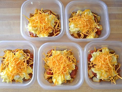 Breakfast Bowls (freezable) - minus the potatoes to make this dish low carb. Can add in sausage and/or bacon. Country Breakfast, Freezer Breakfast, Freezer Cooking, Diet Vegetarian, Breakfast Meal Prep, Make Ahead Meals, Make Ahead Breakfast, Frozen Meals, Breakfast Time