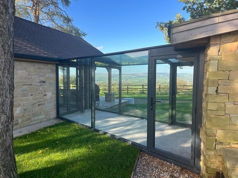 Glass Links Glass Link House, Glass Walkway Between Buildings, Outdoor Corridor Design, Glass Breezeway, Glass Homes, Glass Atrium, Glass Walkway, Glass Porch, Building Extension