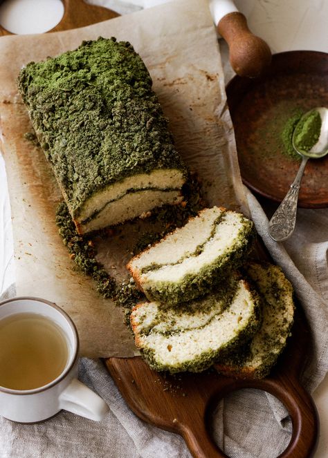 Matcha Coffee Cake, Green Tea Dessert, Cake Paris, Matcha Coffee, Matcha Recipes, Matcha Dessert, Matcha Cake, Green Tea Recipes, Matcha Recipe