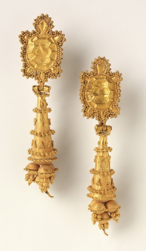 Pair of Earrings with Tortoises Pakistan, Taxila region (?), 1st-2nd century Jewelry and Adornments; earrings Repoussé and cast gold Ancient Jewels, Roman Jewelry, Ancient Jewellery, Historical Jewellery, Ear Ring, Jewellery Inspiration, Garnet Pendant, Gold Disc, Ancient Jewelry