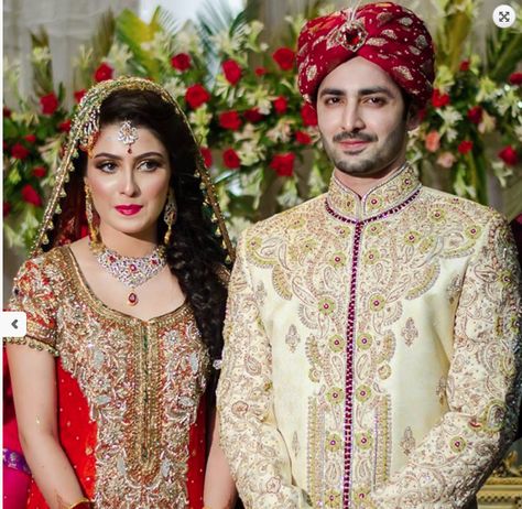 Pak Celebrity Gossip: Ayeza Khan and Danish Taimoor Wedding pic Danish Taimoor Wedding, Ayeza Khan And Danish Taimoor, Aiza Khan Wedding, Ayeza Khan Wedding, Pakistan Bride, Actress Wedding, Danish Taimoor, Aiza Khan, Pakistan Wedding