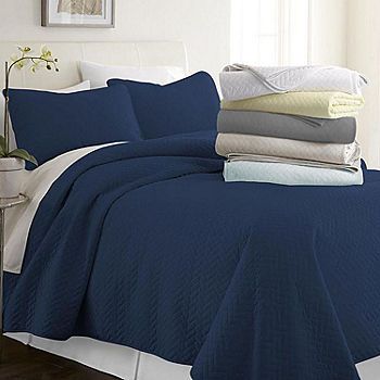 Casual Comfort Premium Ultra Soft Herring Pattern Quilted Coverlet Set - JCPenney Patterned Bedspread, Linen Bedspread, Top Of Bed, Cotton Bedspread, Set Bed, Bedding Stores, Bed Sets, Bedspread Set, Coverlet Set