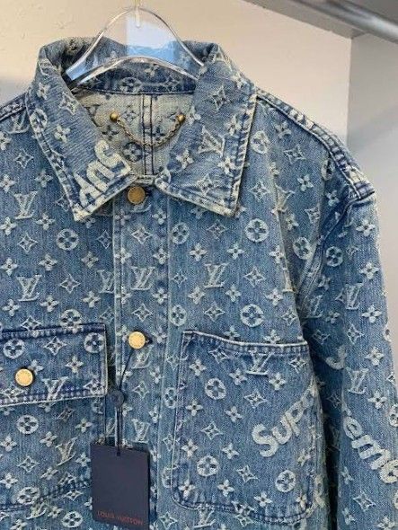 LV Luxury Vintage Metal Button for Denim Jackets, Jeans, Vests, Trousers, Pants, Shorts, Skirts, Denim Clothes, etc. Louis Vuitton Jacket, Louis Vuitton Denim, Denim Clothes, Louis Vuitton Supreme, Skirts Denim, Brand Collaboration, Shorts Skirts, Trousers Pants, Denim Jackets