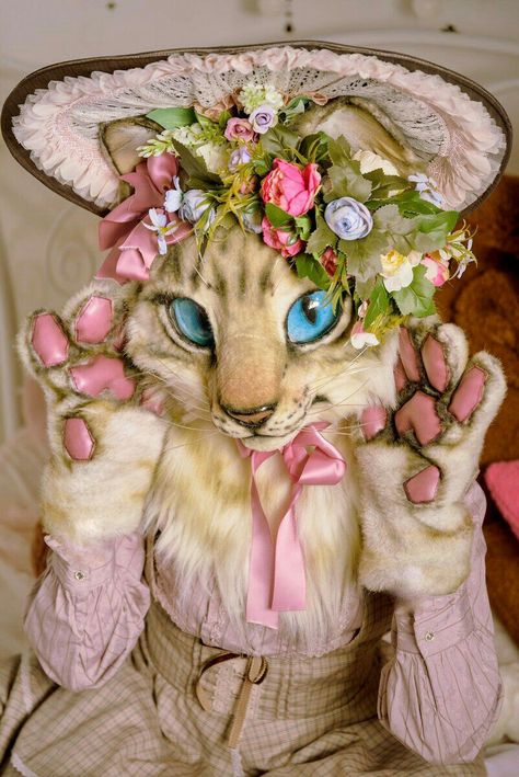 Fursuit Ideas Cat, Cottagecore Fursuit, Pink Fursuit, Cool Fursuits, Realistic Fursuit, Cat Fursona, Cat Fursuit, Fursuit Ideas, Fursuit Paws