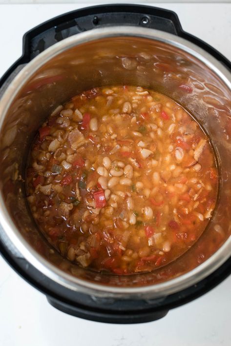 Beans in the Instant Pot Barracho Beans Instapot, Instant Pot Borracho Beans, Borracho Beans Instant Pot, Barracho Beans Crockpot, Baracho Beans, Baracho Beans Recipe, Barracho Beans, Instant Pot Charro Beans, Beans Mexican Style