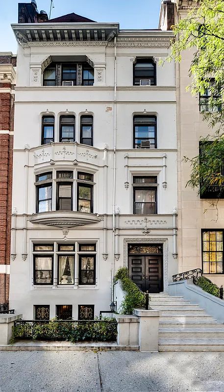 14 East 69th Street MANSION MANSION in Lenox Hill, Manhattan | StreetEasy Parlor Floor, Lenox Hill, Wooden Staircases, Wood Burning Fires, Entrance Gates, One Bedroom Apartment, Residential Building, Real Estate Brokerage, Luxury Real Estate