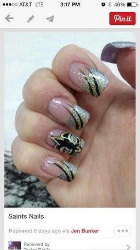 New Orleans Saints Nail Art Saints Nails, Nfl Nails, Football Nail Designs, Football Nail Art, Sports Nails, Long Nail Art, Football Nails, Nail Tip Designs, Fingernail Designs