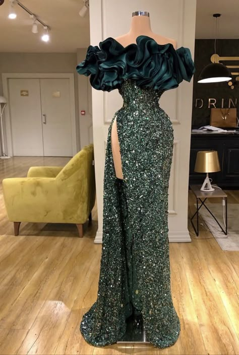 Valdrin Sahiti, Prom Girl Dresses, Glamour Dress, Prom Dress Inspiration, فستان سهرة, Prom Outfits, Gala Dresses, Glam Dresses, Looks Chic