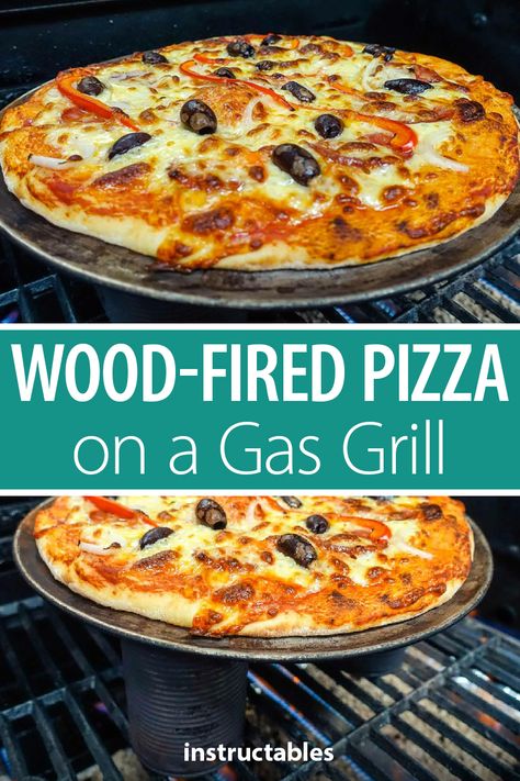 Wood Pellet Grill Recipes, Gas Grill Recipes, Pizza Hat, Grilled Pizza Recipes, Grill Pizza, Pizza Tray, Outdoor Cooking Recipes, Bbq Pizza, Cooking Pizza