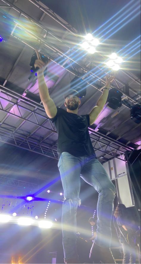 dylan scott concert in temecula, california Dylan Scott Concert Outfits, Dylan Scott, Best Country Singers, Temecula California, Country Concerts, Cool Countries, Country Singers, Concert Outfit, Country Music