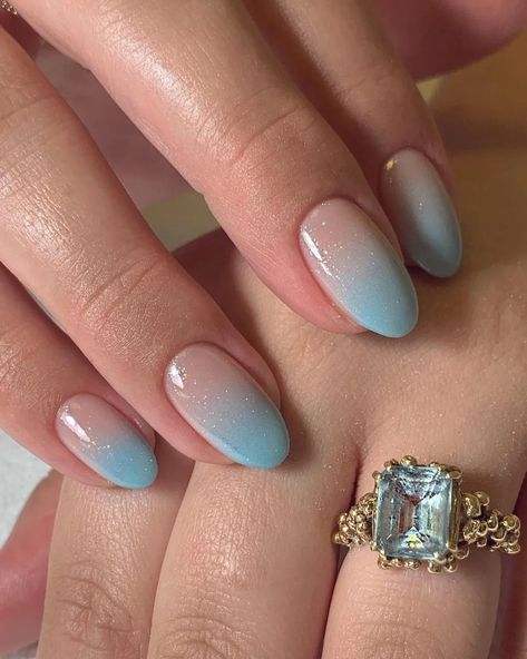 Blue White Ombre Nails, Nails Navy, Blue Wedding Nails, Simple Wedding Nails, Blue Ombre Nails, Engagement Nails, Elegant Nail Designs, Simple Gel Nails, Ombre Nail Designs