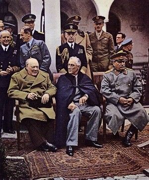 Yalta summit 1945 Normandy Ww2, M10 Tank Destroyer, The Big Three, Joseph Stalin, Franklin D Roosevelt, Ww2 Photos, Wwii Photos, Photo P, Big Three