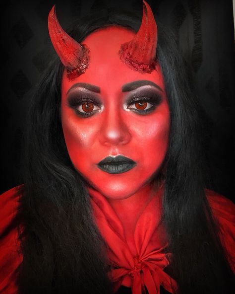 She Devil, Mehron Makeup, Love Makeup, Face Painting, Halloween Face Makeup, Makeup Looks, Paradise, Halloween, Makeup