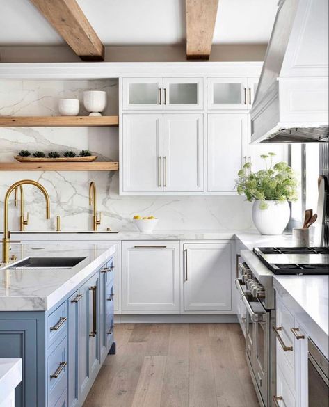 Blue And White Kitchen Cabinets, Blue Kitchen Island, Kitchen Post, Blue Kitchen Cabinets, Beach House Kitchens, Nancy Meyers, Bright Kitchens, Marble Counter, Coastal Kitchen