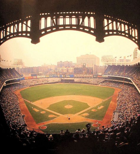 Old (Old) Yankee Stadium & Frieze. Major League Baseball Stadiums, Go Yankees, Ny Baseball, Mlb Stadiums, Baseball Park, Damn Yankees, New York Yankees Baseball, Yankees Fan, Sports Stadium