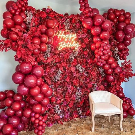 Red Party Themes, 18th Birthday Party Themes, Red Birthday Party, How To Make Balloon, Balloon Garland Diy, Valentines Balloons, Garland Backdrops, Garland Diy, Flower Wall Backdrop