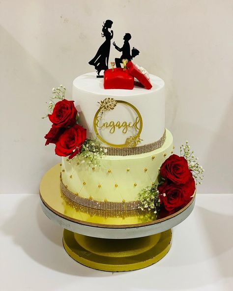 Cake Designs Engagement Indian, Engagement Cakes Ideas Simple, Engagement Cakes Simple, Cake Design For Engagement, Engagement Cake Designs Simple, Haldi Cake, Engagement Theme Cake, Bride To Be Cakes Ideas, Engagement Cake Designs