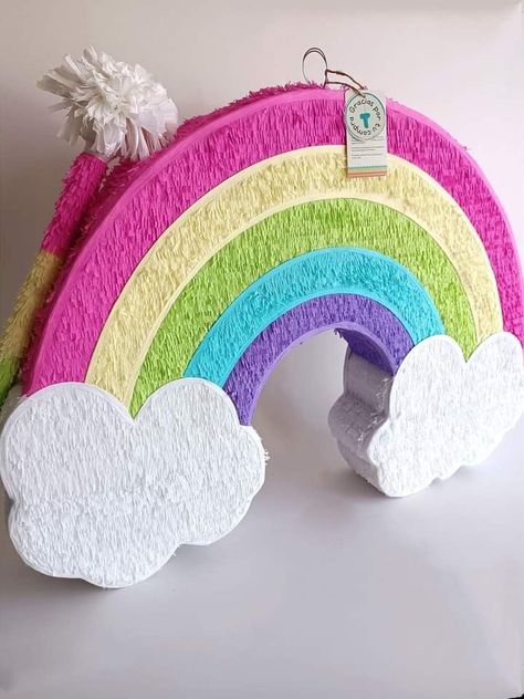 Rainbow Pinata, Fiesta Colors, Piñata Ideas, Flower Box Gift, Cute Canvas Paintings, Minnie Mouse Birthday Party, Bear Birthday, Rainbow Party, Minnie Mouse Birthday