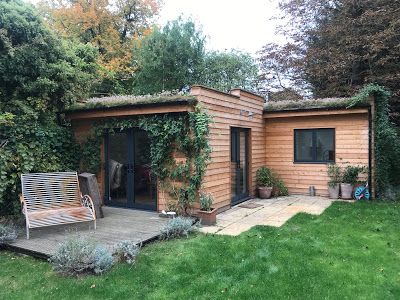 Small Garden Office Ideas, L Shape Garden Room, Garden Shed Office, Small Garden Workshop, Backyard Clubhouse, Garden Annexe, Yard Office, Garden Workshop, Writing Studio