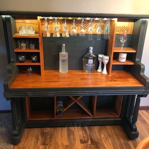 Old Piano Bar Diy, Bar Made From Old Piano, Upright Piano Bar, Upright Piano Bar Repurposed, Piano Bar Repurposed Diy, Piano Into Bar, Repurposed Upright Piano, Piano Upcycle Creative Ideas, Upright Piano Repurpose