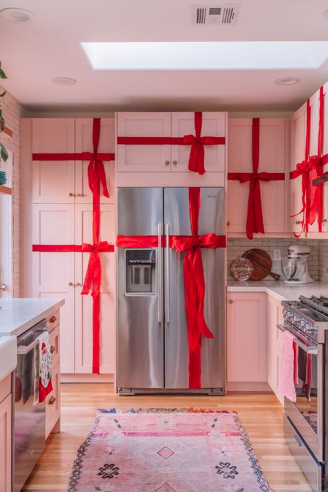 How To Turn Your Kitchen Cabinets Into Christmas Presents Ribbon On Kitchen Cabinets, Weighted Blanket Diy, Studio Diy, Christmas Kitchen Decor, Holiday Ribbon, Colourful Living Room, Plastic Storage Bins, Jar Gifts, Christmas Kitchen