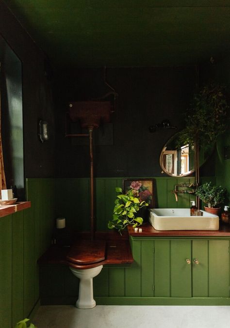 Luxury romantic boutique flint cottage in north Norfolk coast - Spinks Nest Brown Cupboards, Aesthetic Bathroom Decor, Dark Green Bathrooms, 20 Aesthetic, White Tub, England Homes, Art Deco Bathroom, Church Pew, Cottage Bathroom