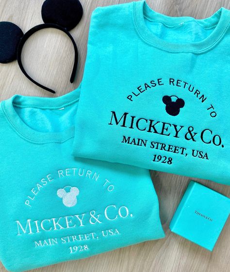 This Tiffany inspired crew is the perfect top for any Disney Lover! Disney Monogram, United Monograms, Disney Crewneck, Disney Themed Outfits, Cute Disney Outfits, Disney 2024, Sweatshirt Collection, Disney World Outfits, Disneyland Outfits