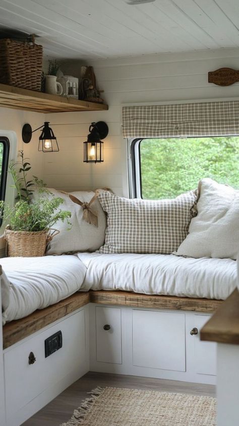 Converted Caravan, Diy Van Interior, Skoolie Design, Motorhome Inspiration, Van Interior Ideas, Casita Camper, Campervan Inspiration, Volkswagen Bus Camper, Hippie Camper