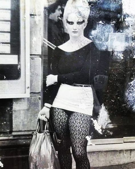 Pamela Rooke, Jordan Mooney, Punk Fashion Women, Punks 70s, Punk Rock Girls, Chica Punk, 70s Punk, British Punk, Punk Woman