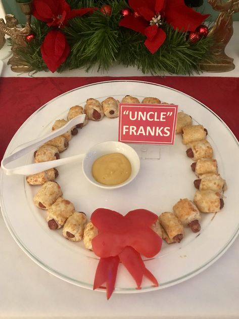 Home Alone Christmas party “Uncle Franks” pigs in a blanket A Christmas Story Party Food, Christmas Vacation Dinner Party, Christmas Housewarming Party Ideas, Home Alone Christmas Party Ideas, Home Alone Themed Food, Home Alone Party Food, Home Alone Movie Night Ideas, Home Alone Food Ideas, Home Alone Theme Party