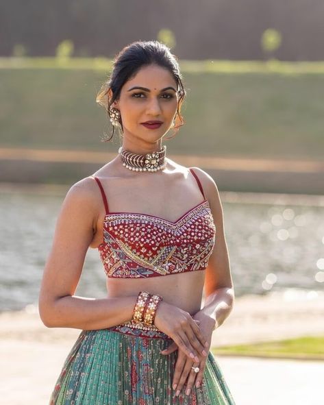 Sneha Reddy, Joan Smalls, Indian Gowns, Curvy Girl Fashion, Indian Designer Wear, Designer Wear, Pretty Dresses, Girl Fashion, Most Beautiful