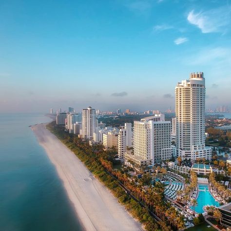 Moving To Miami, Miami Skyline, Miami City, Miami Real Estate, Florida City, Sunny Isles, State Of Florida, Sunny Beach, University Of Miami