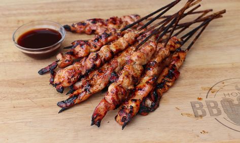 Bourban Chicken, Brown Sugar Bourbon Chicken, Bourbon Chicken Skewers, Grilled Chicken Skewers, Kettle Grills, Bourbon Chicken, Boneless Skinless Chicken Thighs, Smoker Recipes, Skinless Chicken Thighs